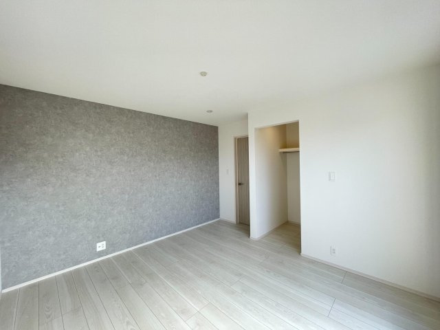 豊田市平山町1丁目　新築分譲住宅　全1棟　1号棟の洋室