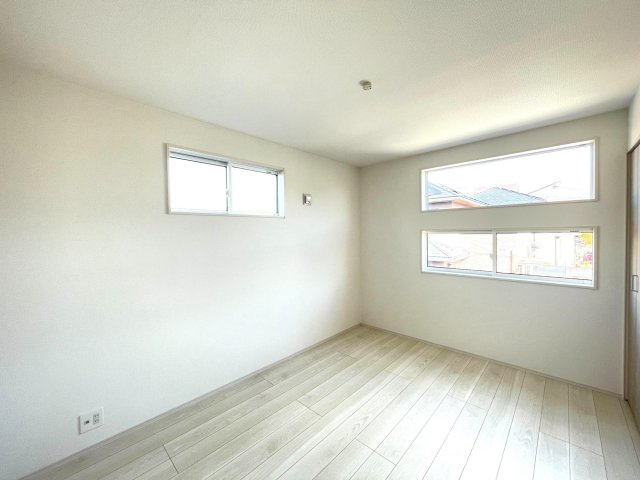 豊田市平山町1丁目　新築分譲住宅　全1棟　1号棟の洋室