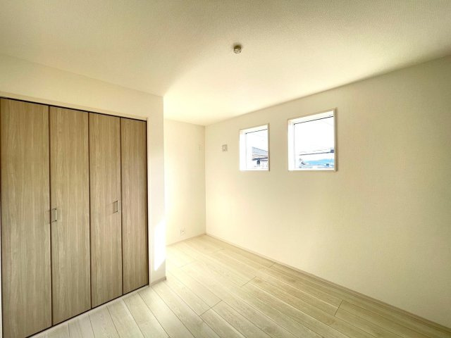 豊田市平山町1丁目　新築分譲住宅　全1棟　1号棟の洋室