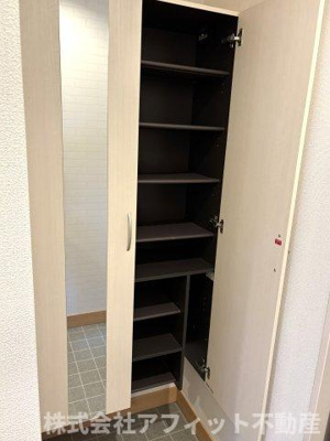 【玄関】 | ブルーノ千代田 | シューズボックス付き