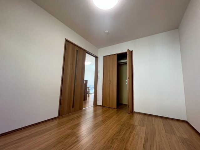 新築住宅　帯広市西15条南32丁目　A棟の洋室