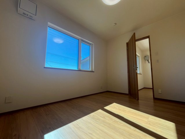 新築住宅　帯広市西15条南32丁目　A棟の洋室