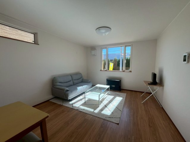 新築住宅　帯広市西15条南32丁目　A棟の居間・リビング