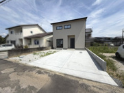 新築住宅　野市町西野　西棟の画像