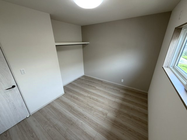 【洋室】 | （商談中）新築住宅　野市町西野　西棟