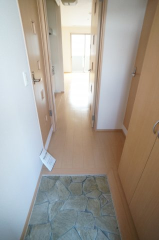 ベルビー宝塚の玄関|参考、同建物・同間取りの号室