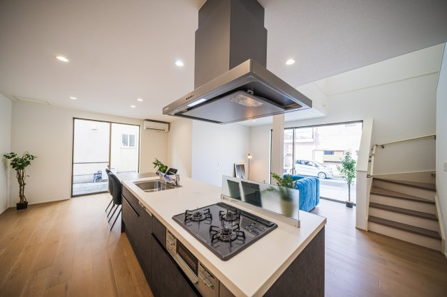 nattoku御殿場市大坂　全２棟　１号棟のキッチン|現地写真