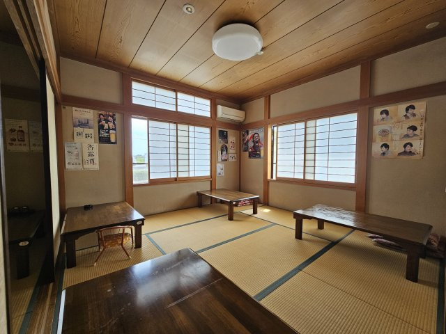 久下田店舗の内装