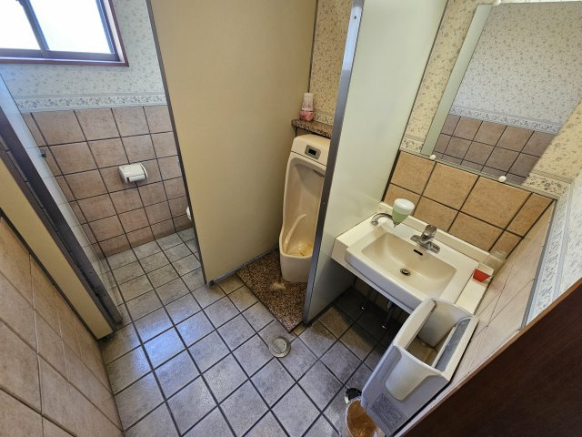 久下田店舗の内装