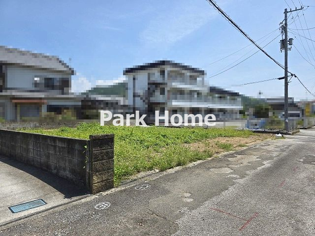 香南市野市西野-東棟・建築条件付き-売土地の前面道路含む現地写真