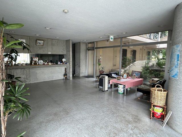 エール21松本のエントランス