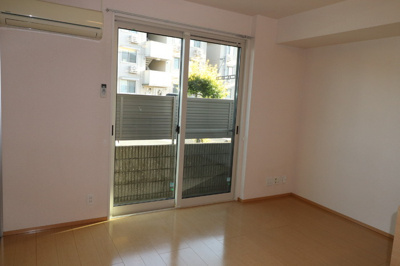 【居間・リビング】 | サンハイム須屋 A棟