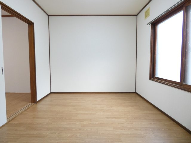 コーポ22条の洋室