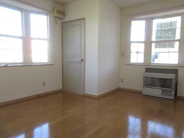 Pure Lady（ピュアレディ）の居間・リビング