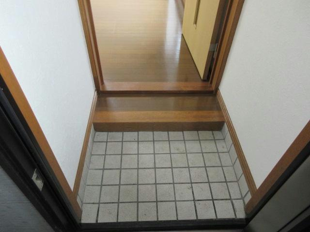 ノースハイムＡの玄関