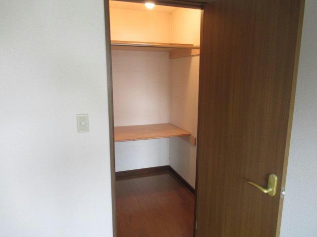 植原マンションの収納