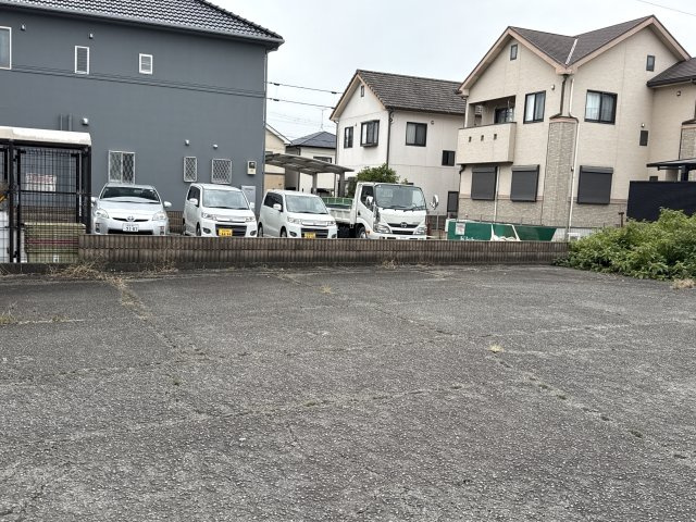 レインボープラザの駐車場