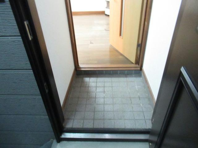 ノースハイムＢの玄関