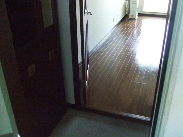 ラ・ポレールの玄関