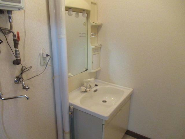 ハイツカッセルの洗面所