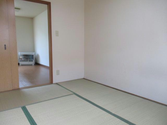 ハイツカッセルの和室