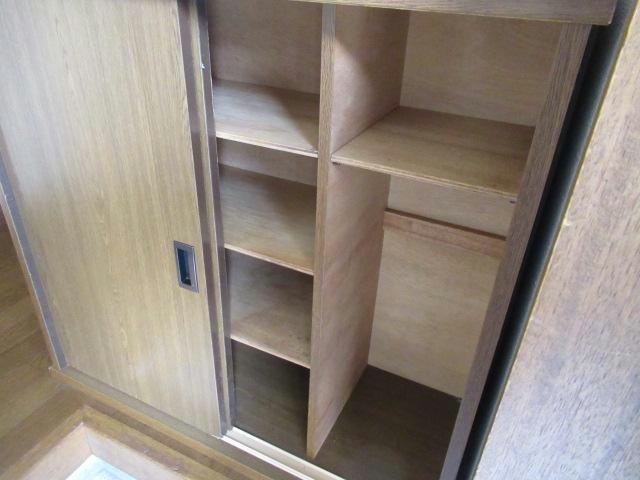 ハイツカッセルの玄関