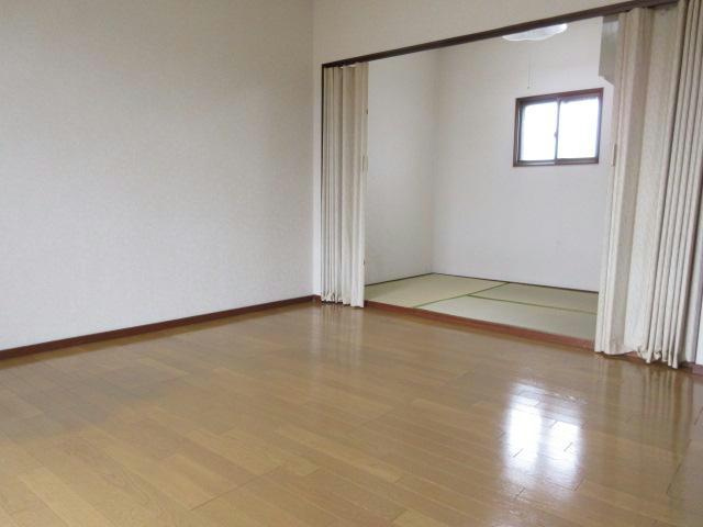 コーポほうめいの居間・リビング