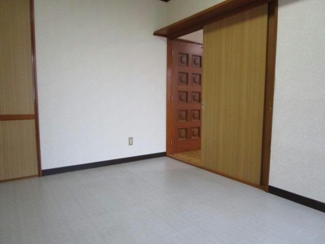 コーポ荒井の居間・リビング