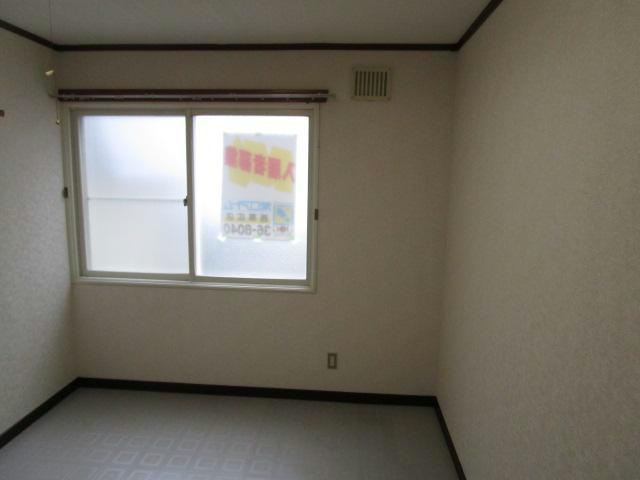 コーポ荒井の居間・リビング