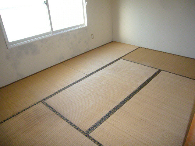 田中マンションの居間・リビング