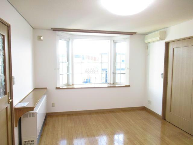 サンセミヨンの居間・リビング