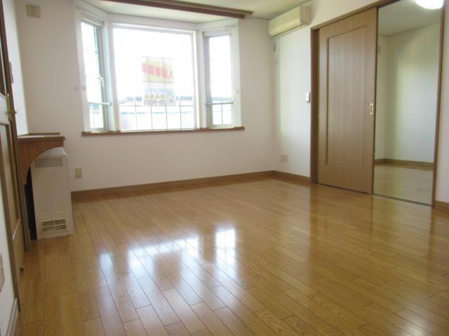 サンセミヨンの居間・リビング