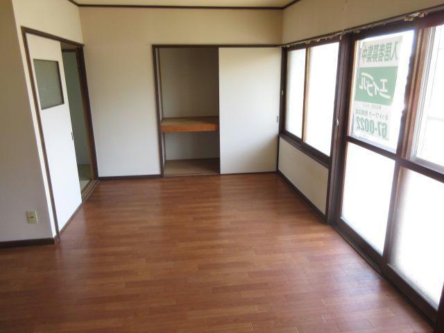 中島マンションの居間・リビング