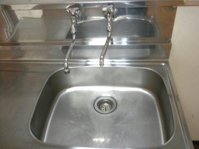 クローバーズマンションロードⅠのキッチン