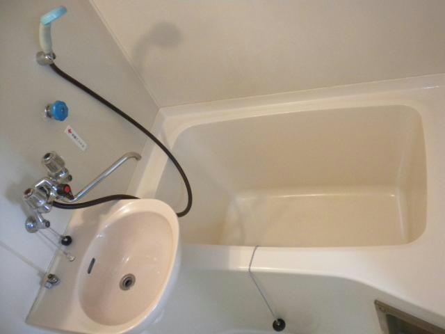 クローバーズマンションロードⅠの浴室