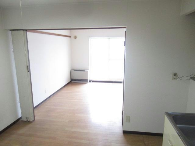 クローバーズマンションロードⅠの居間・リビング