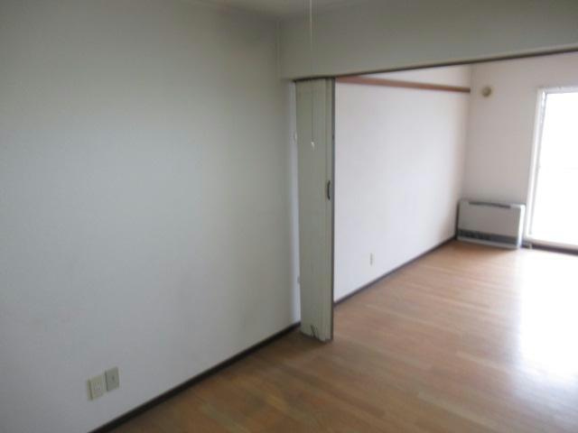 クローバーズマンションロードⅠの居間・リビング