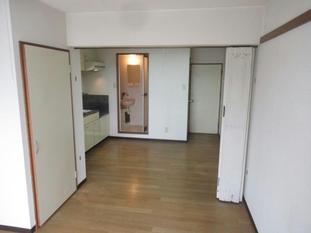 クローバーズマンションロードⅠの居間・リビング