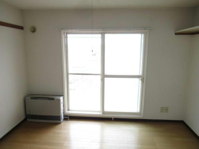 クローバーズマンションロードⅠの居間・リビング