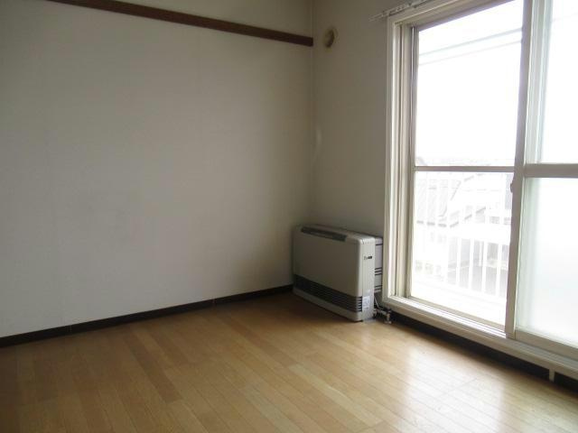 クローバーズマンションロードⅠの居間・リビング