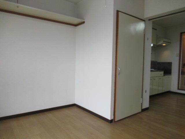 クローバーズマンションロードⅠの居間・リビング