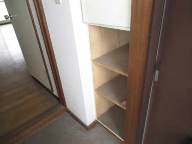 クローバーズマンションロードⅠの玄関