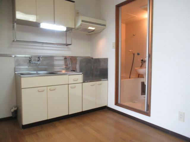 クローバーズマンションロードⅠのキッチン