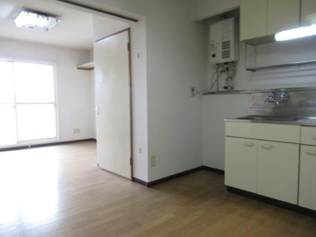 クローバーズマンションロードⅠの居間・リビング