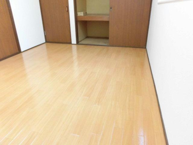 エスレイア西16条の内装