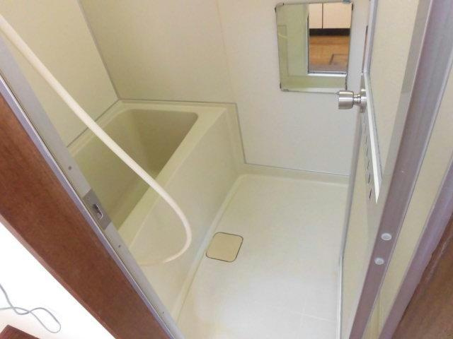 エスレイア西16条の浴室