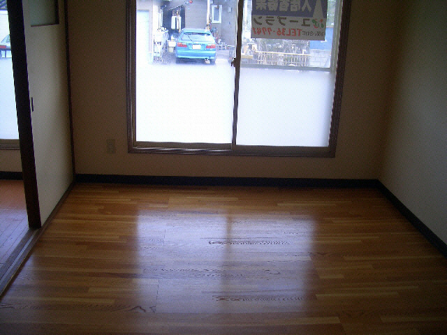 飛田ハイツの居間・リビング