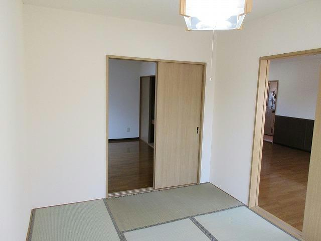 関谷ハイツＦの和室