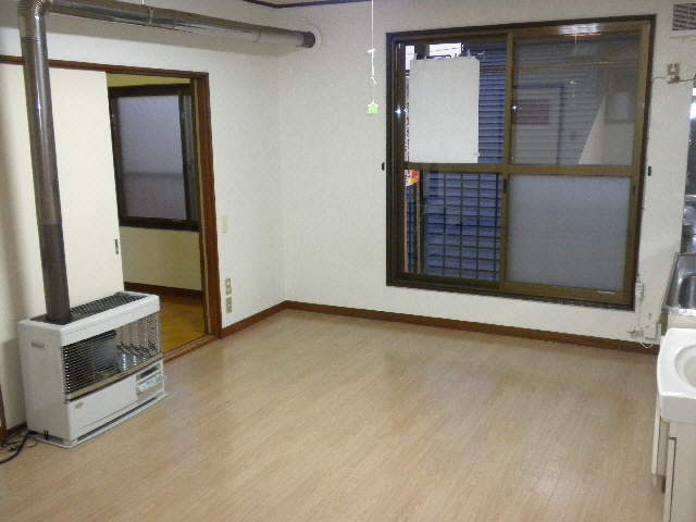 旭ハイツの居間・リビング