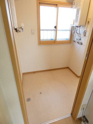 マンション鹿内の洗面所